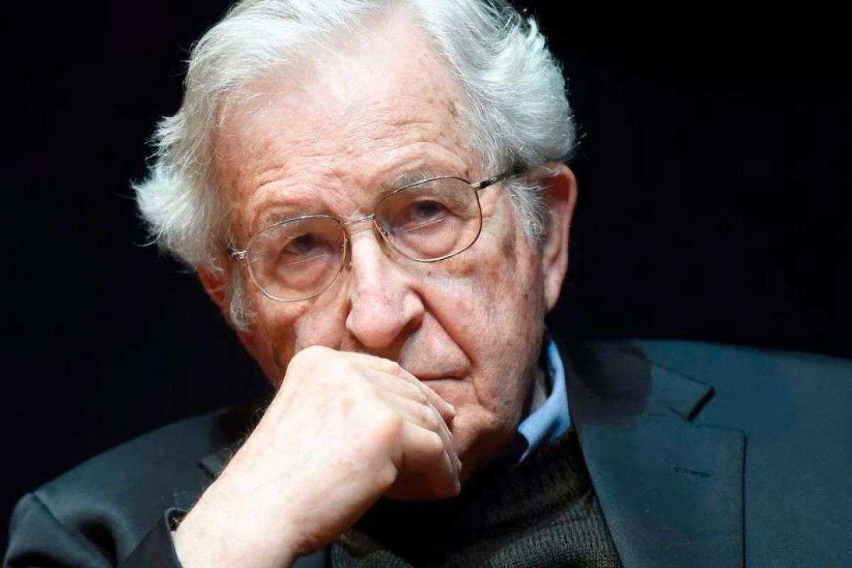 komunikacja chomsky'ego puzzle online