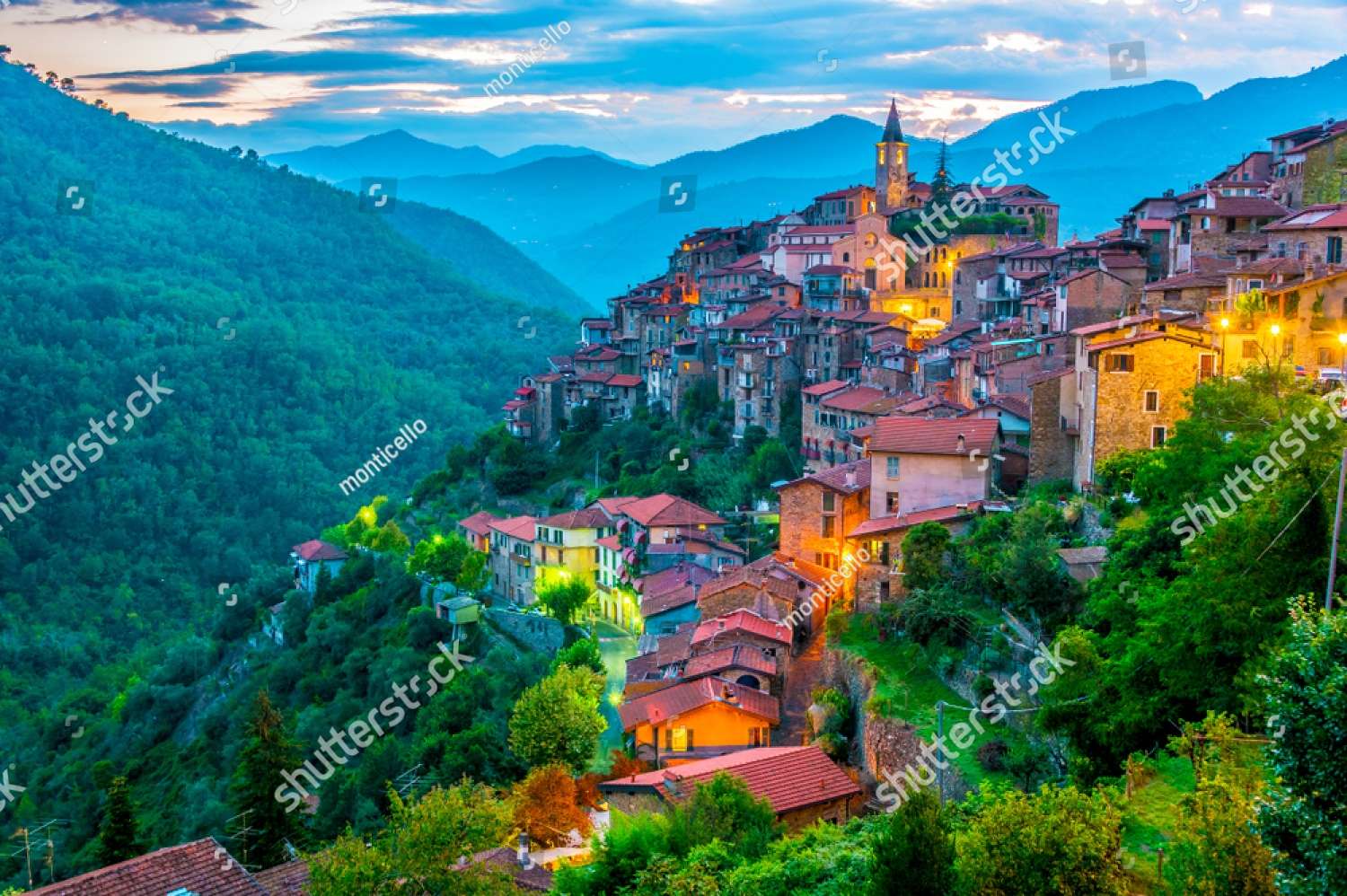 Widok na Apricale w prowincji Imperia, Liguria, Wł puzzle online