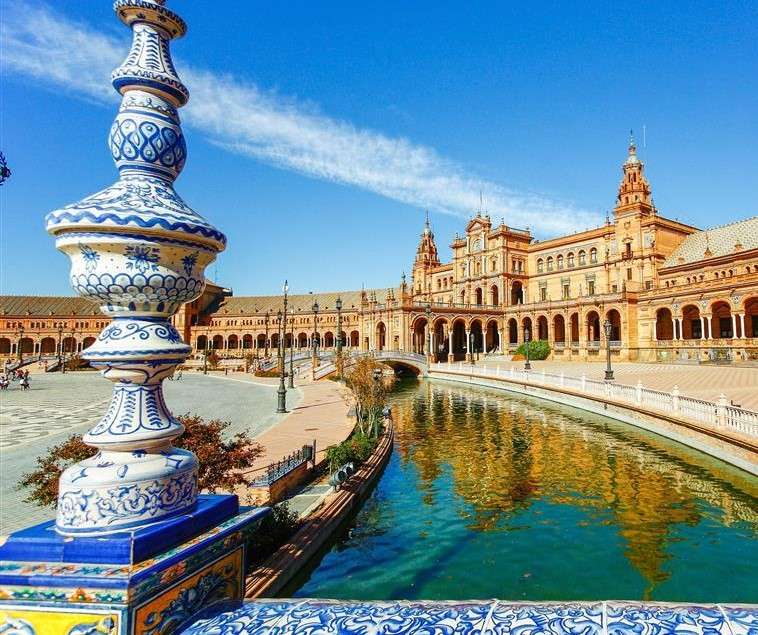 Plaza de España w Sewilli puzzle online