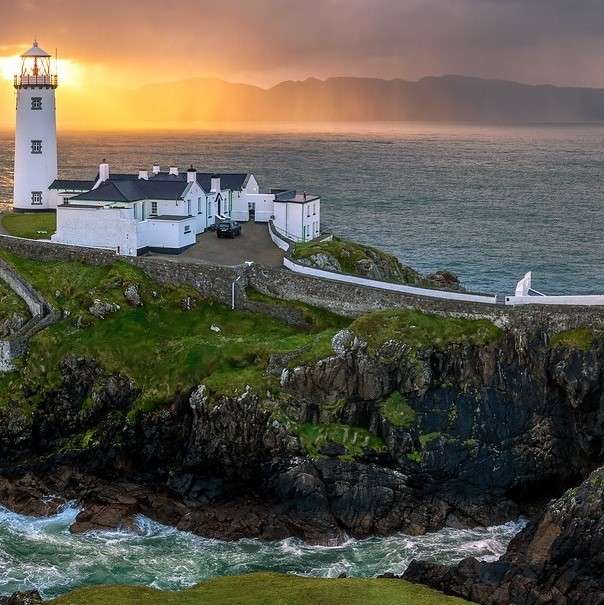 Latarnia morska Fanad Head Lighthouse puzzle online