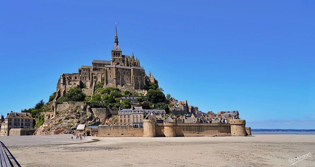 Mont saint michel, opactwo, wyspa. puzzle online