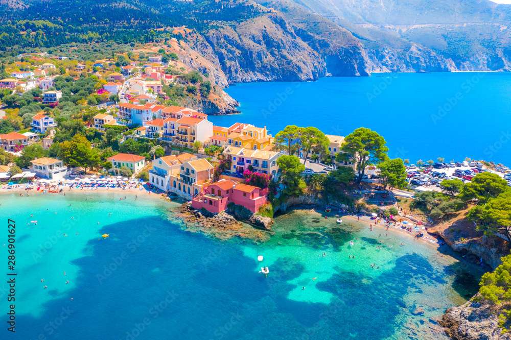 Picturesque Assos, Grecja puzzle online