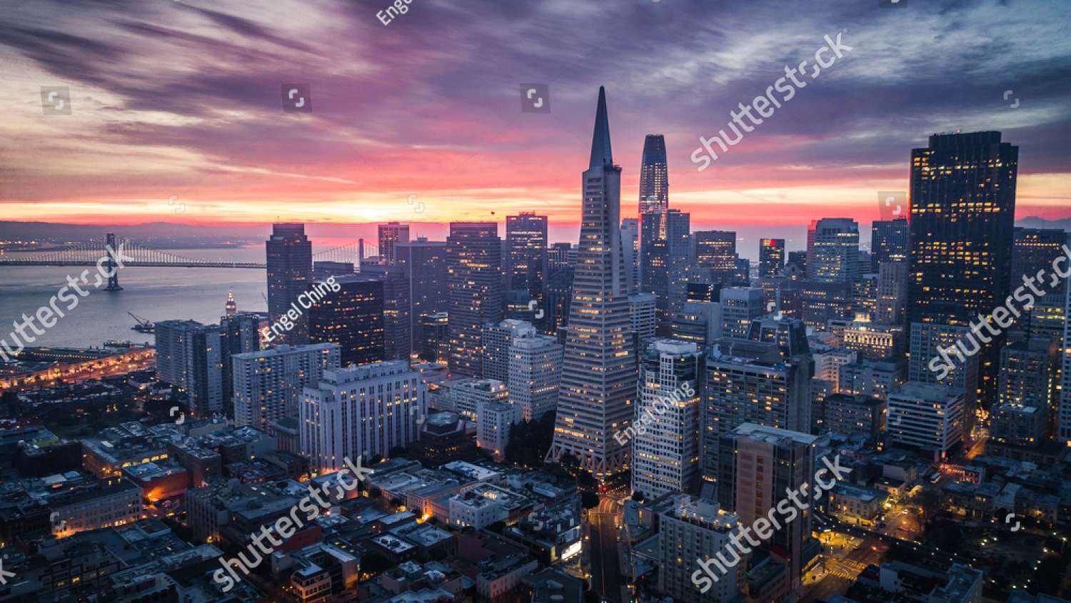 Wschód Słońca nad Miastem San Francisco USA puzzle online