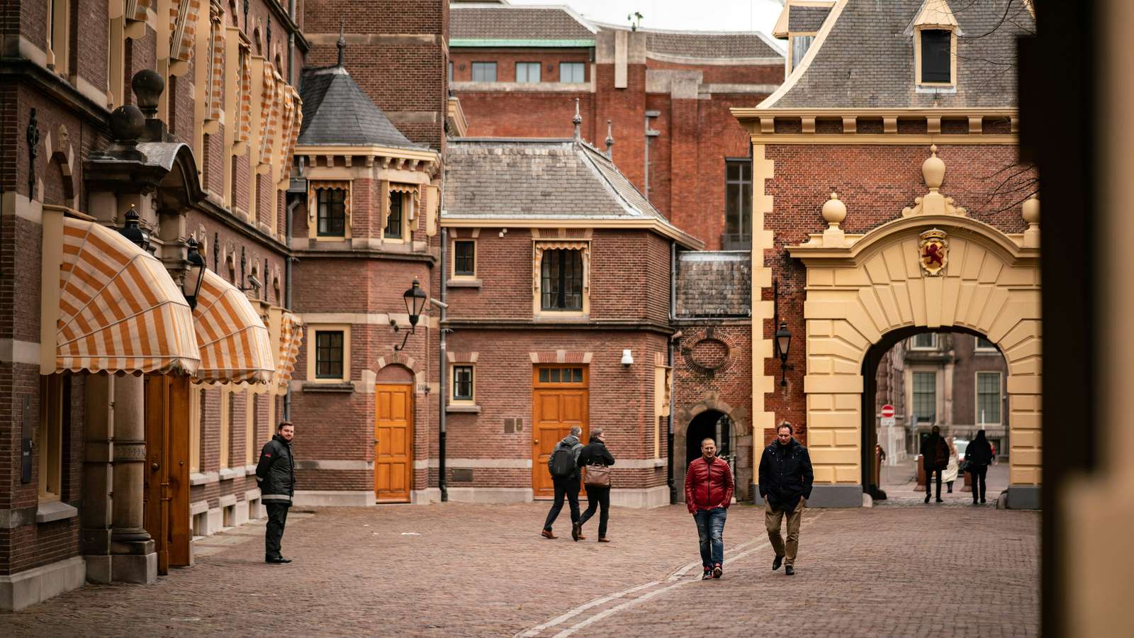 Binnenhof w Hadze puzzle online