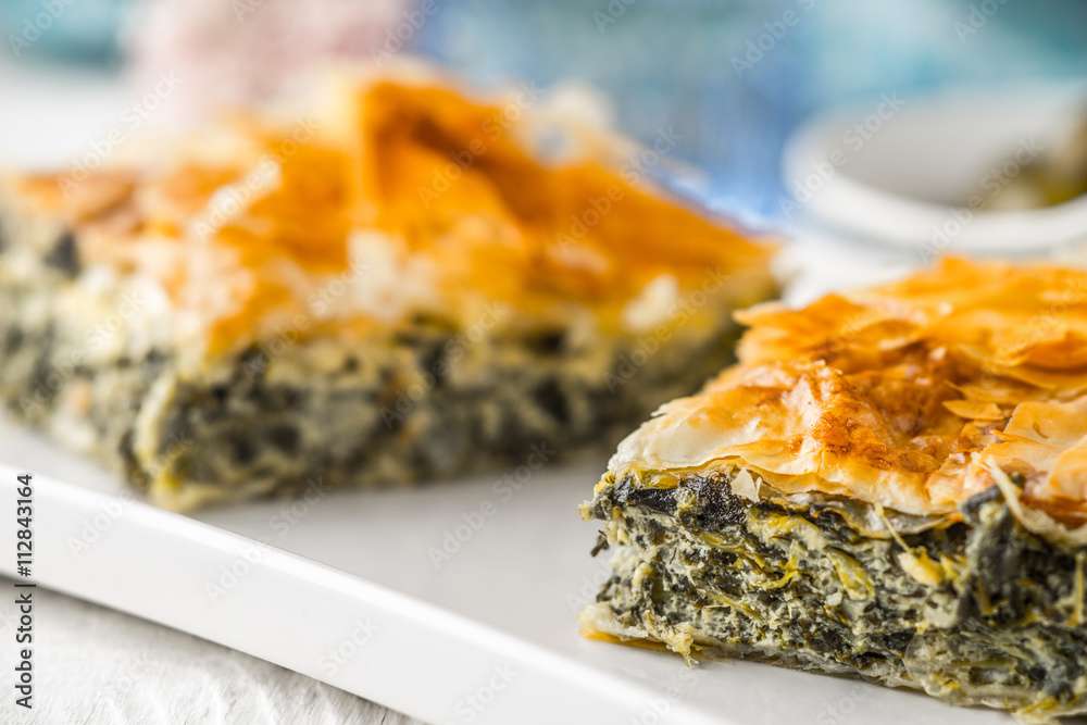 Savory spinach pie puzzle online