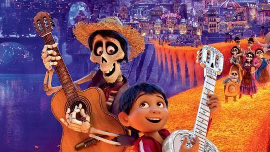 Coco i Halloween. Film Disneya i Pixara puzzle online